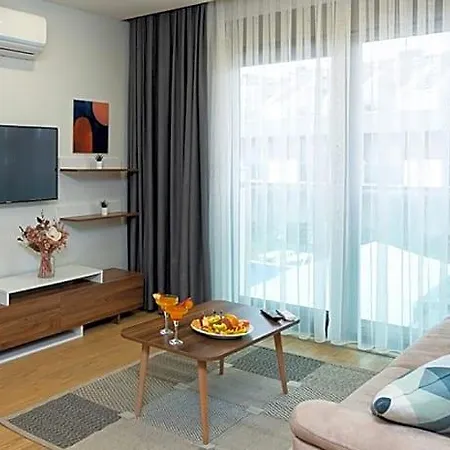 Veranda 3*